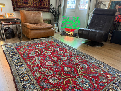 Vintage handgeknoopt wollen tapijt met vogels en gazellen – ca. 222 × 140 cm