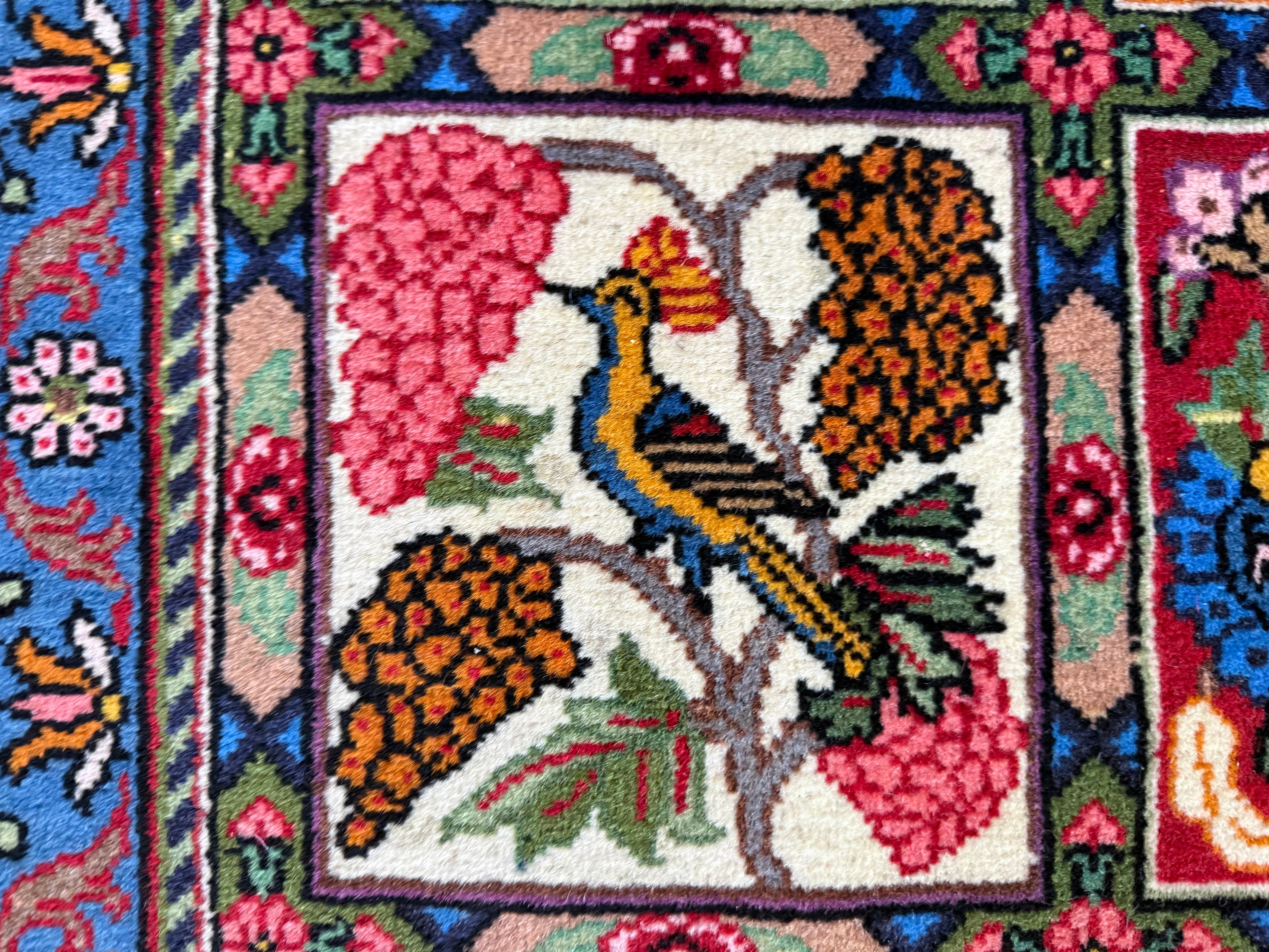 Hand-knotted Garden Design Rug – 258 × 157 cm