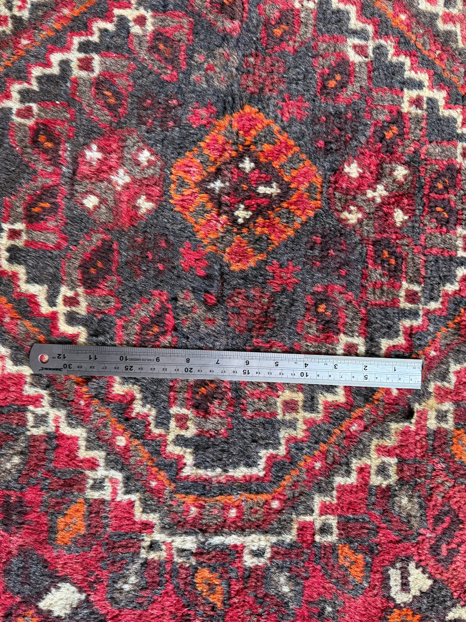 Handgeknoopt vintage Oosters tapijt – ca. 164 × 114 cm