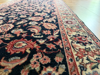 Handgeknoopte vintage loper – ca. 360 × 90 cm