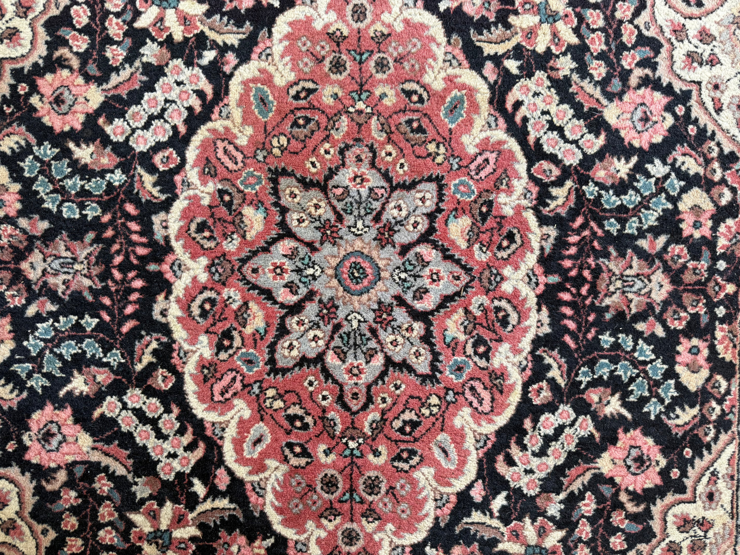 Handgeknoopt vintage tapijt – ca. 193 × 126 cm