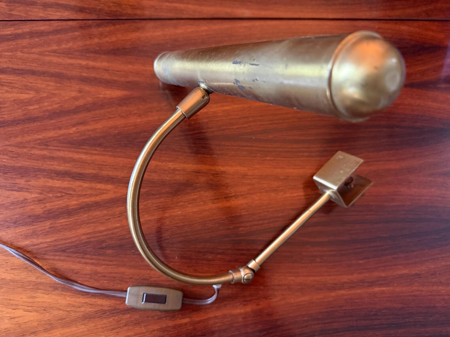 Vintage brass picture lamp – mid-century gallery and painting light, 33 cm