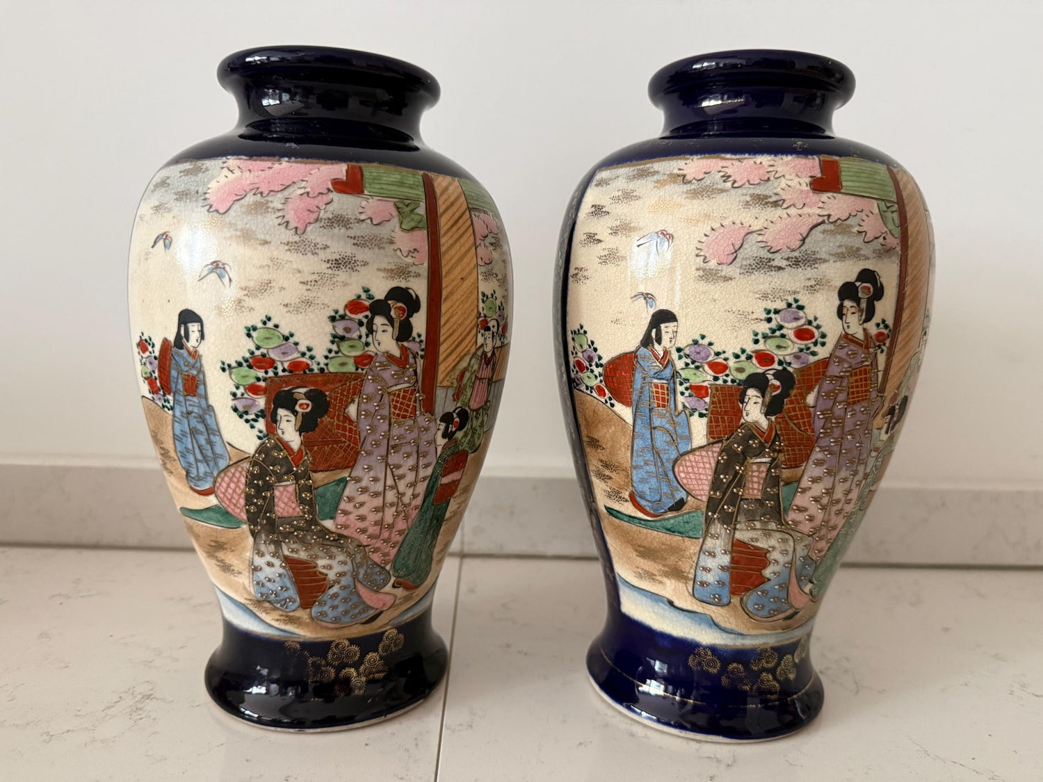 Vintage vases in Japanese Satsuma style
