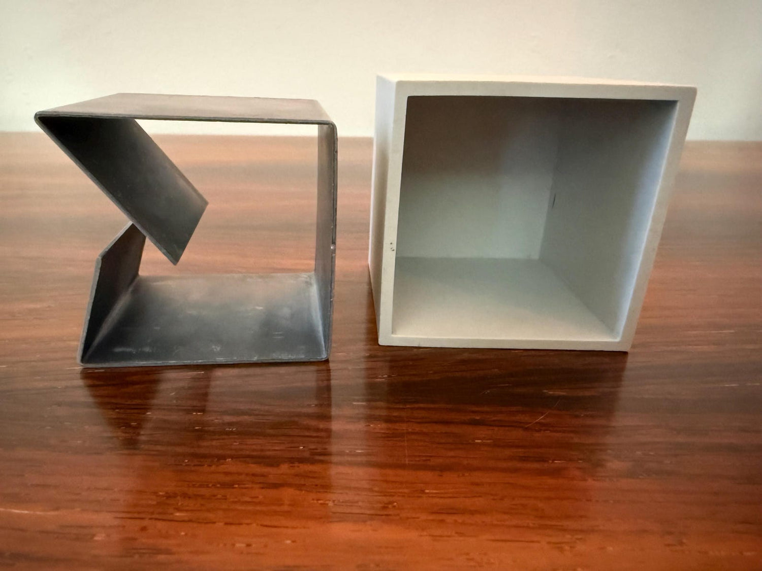 Italian modernist ashtray by Danese Milano – vintage design – cube-shaped ashtray