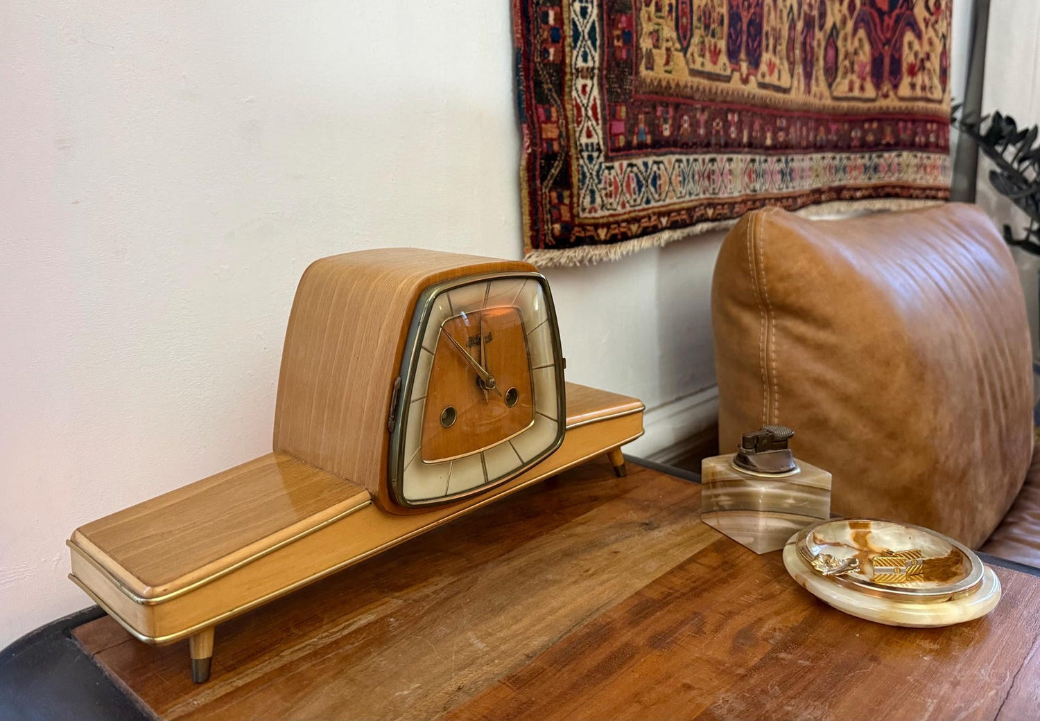 German pendulum clock from the middle of the century by Hermle – mechanical 8-day wooden clock, circa 1950