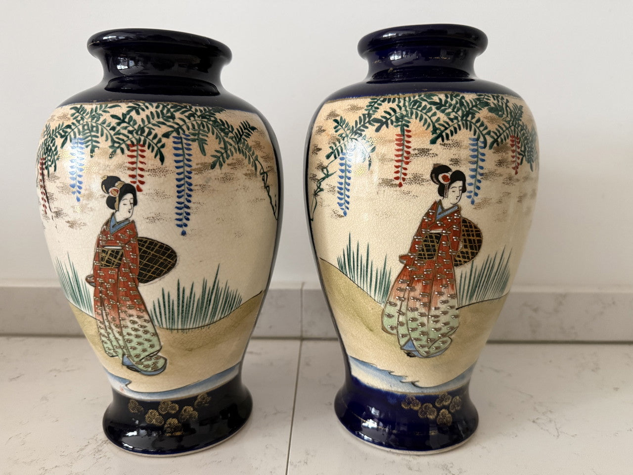 Vintage vases in Japanese Satsuma style