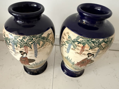 Vintage vases in Japanese Satsuma style