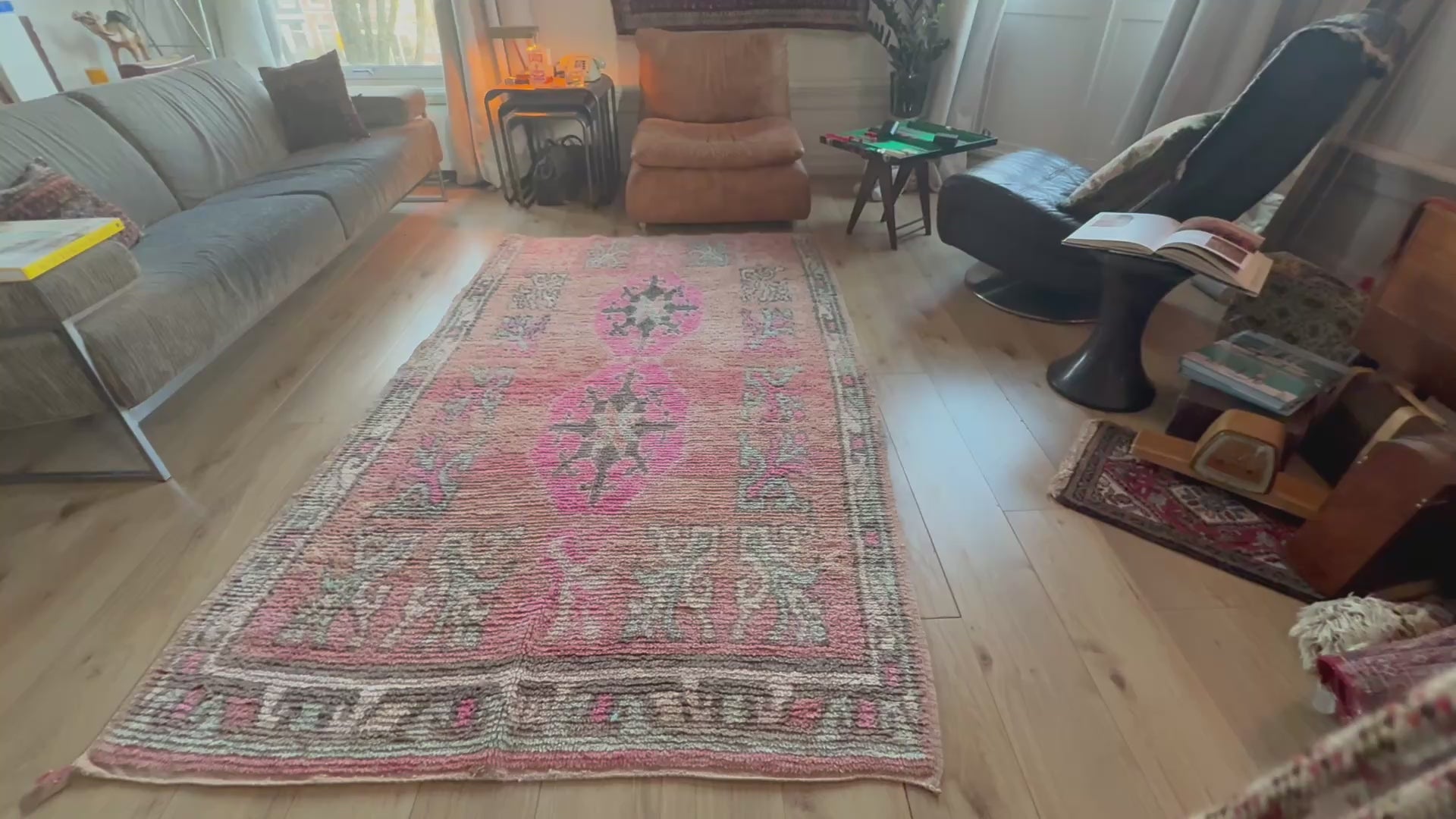 Vintage Marokkaans tapijt – 243 × 148 cm