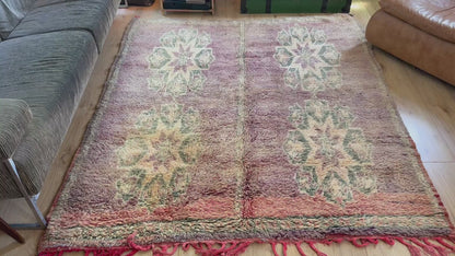 Vintage high-pile wool rug in soft pastel tones – 222 × 184 cm