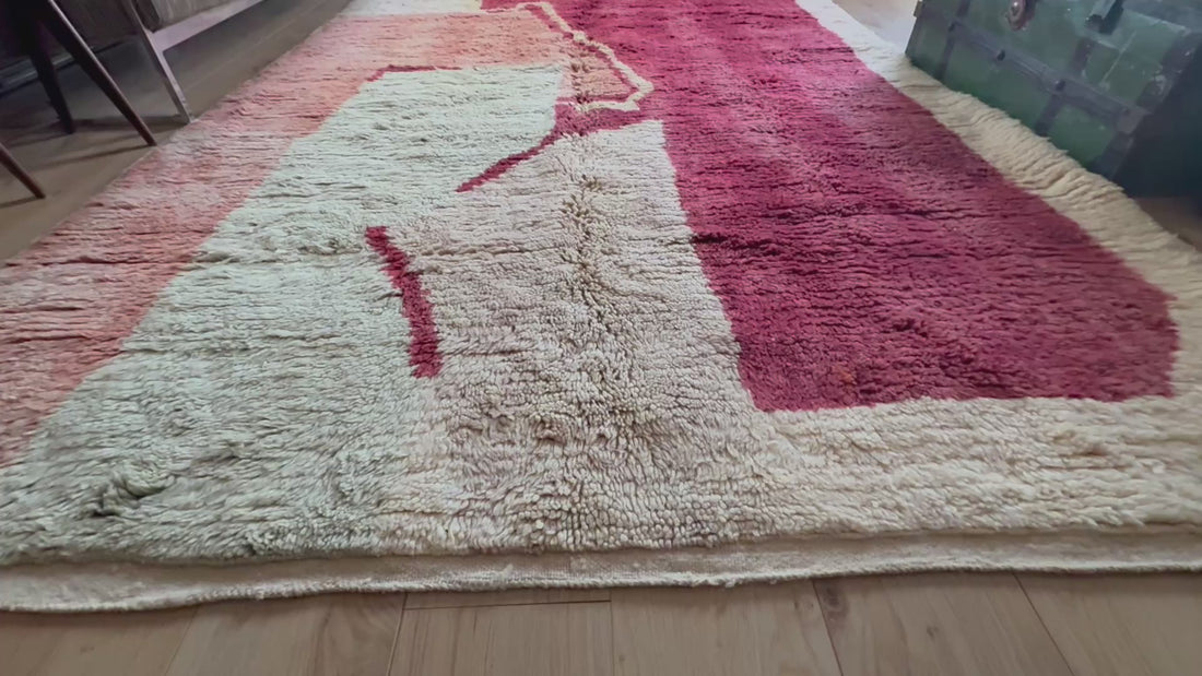 Vintage hand-knotted Moroccan rug – 291 × 203 cm