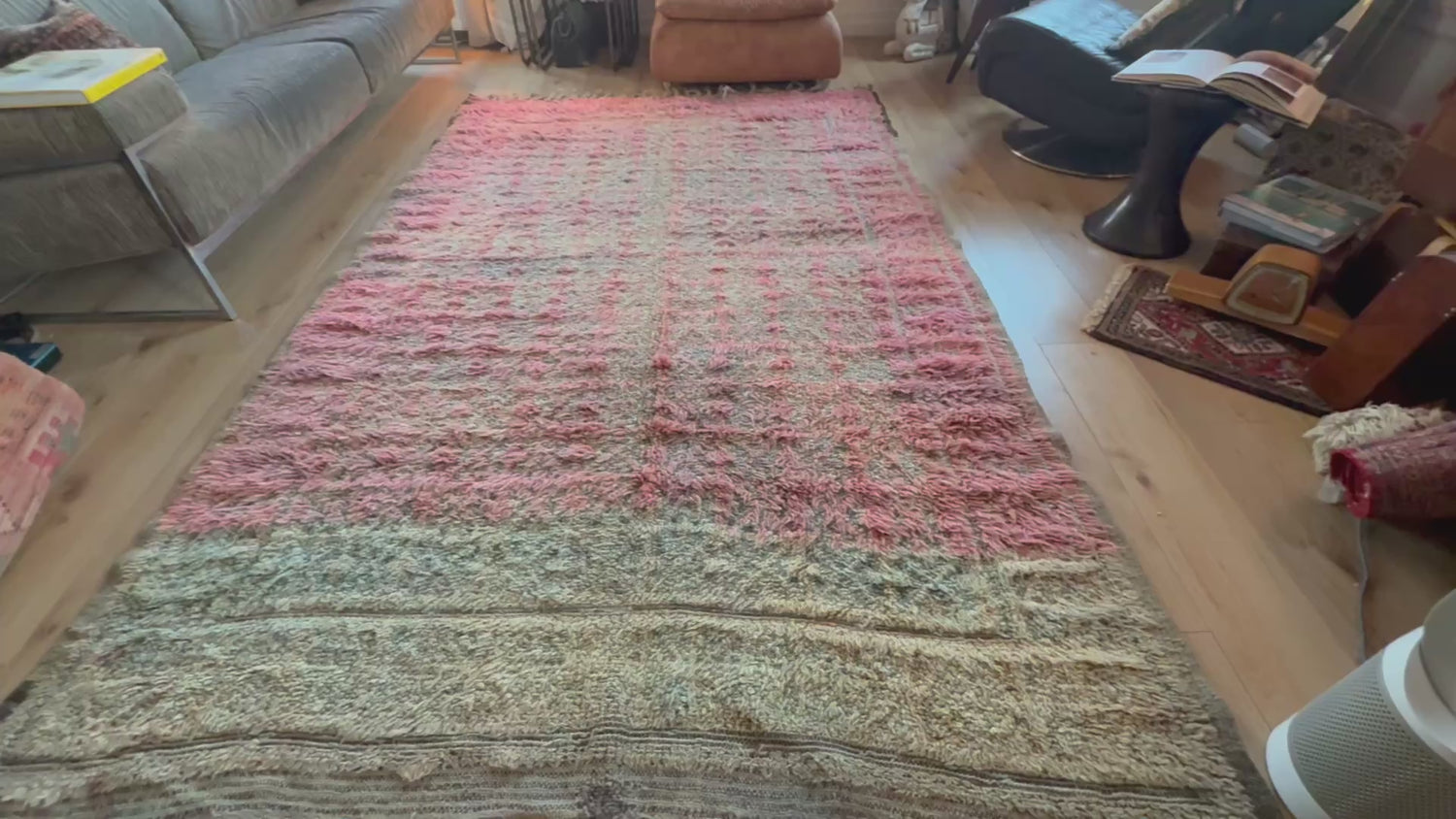 Vintage Marokkaans Berbertapijt – poederroze &amp; salie 290 × 180 cm