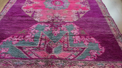 Vintage Atlas Rug – Magenta &amp; Turquoise Statement Piece (315 × 200 cm)