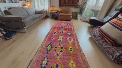 Vintage Marokkaanse loper met uitgesproken kleur &amp; karakter 384 × 101 cm